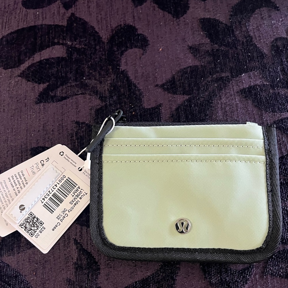 Lululemon True Identity Card Case NWT